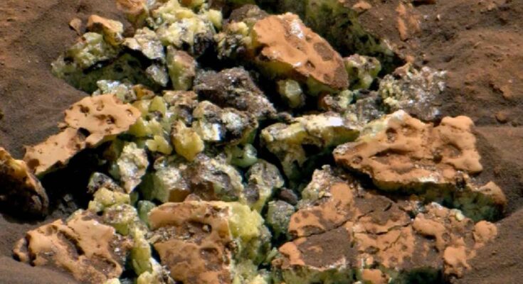 Curiosity e la roccia su Marte