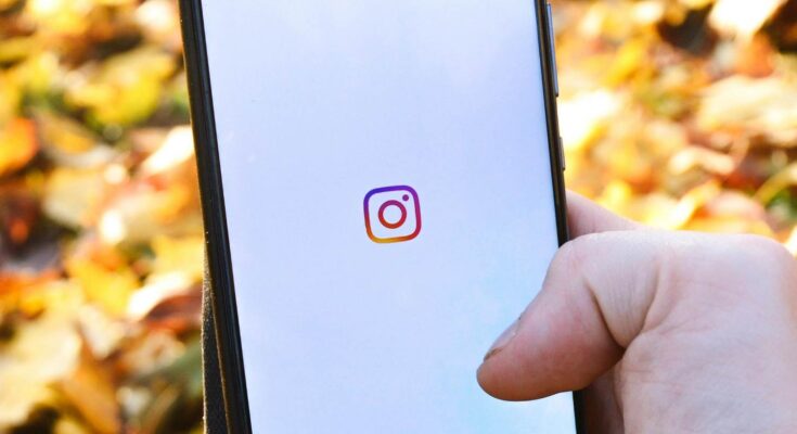 Instagram chat