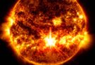 Scoperto cosa avviene nella stella prima di un’eruzione estrema
