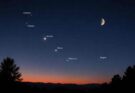 Spettacolo celeste al solstizio: pianeti allineati visibili stasera