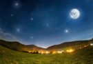Stasera la microluna delle Fragole: il primo plenilunio estivo 2026
