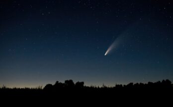 tris celeste con stelle cadenti
