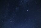 Luglio in cielo: doppio incontro Luna-pianeti e stelle cadenti